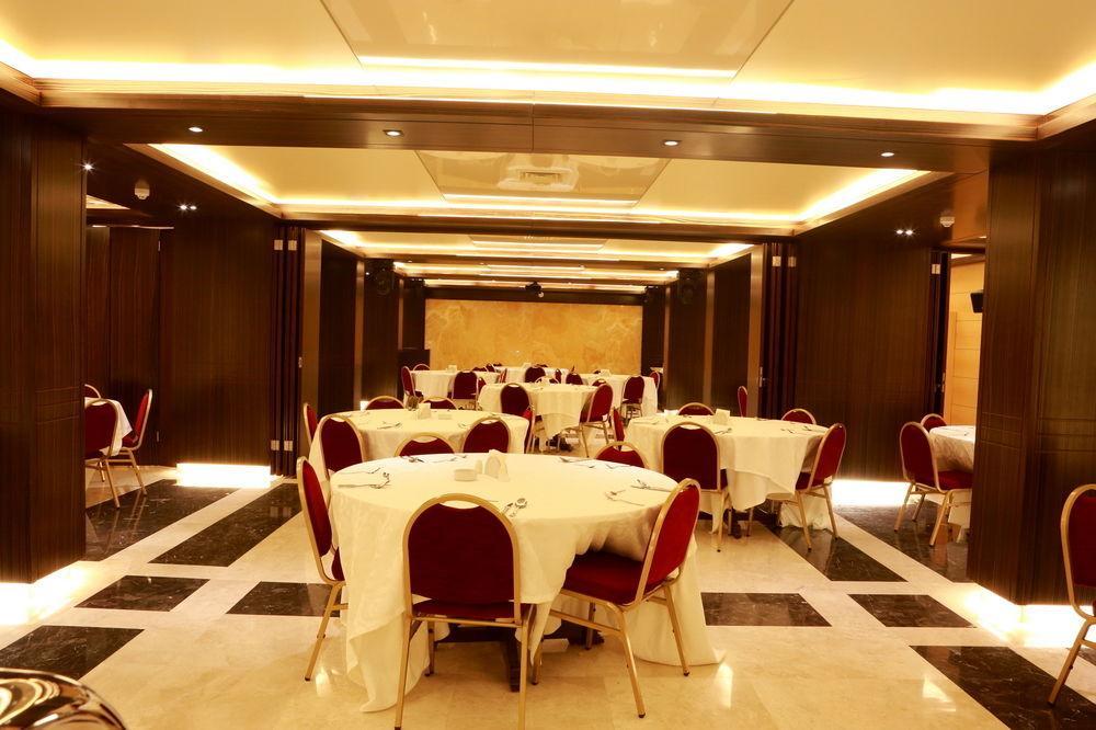 Imperial Suites Hotel ベイルート エクステリア 写真