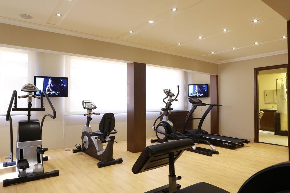 Imperial Suites Hotel ベイルート エクステリア 写真